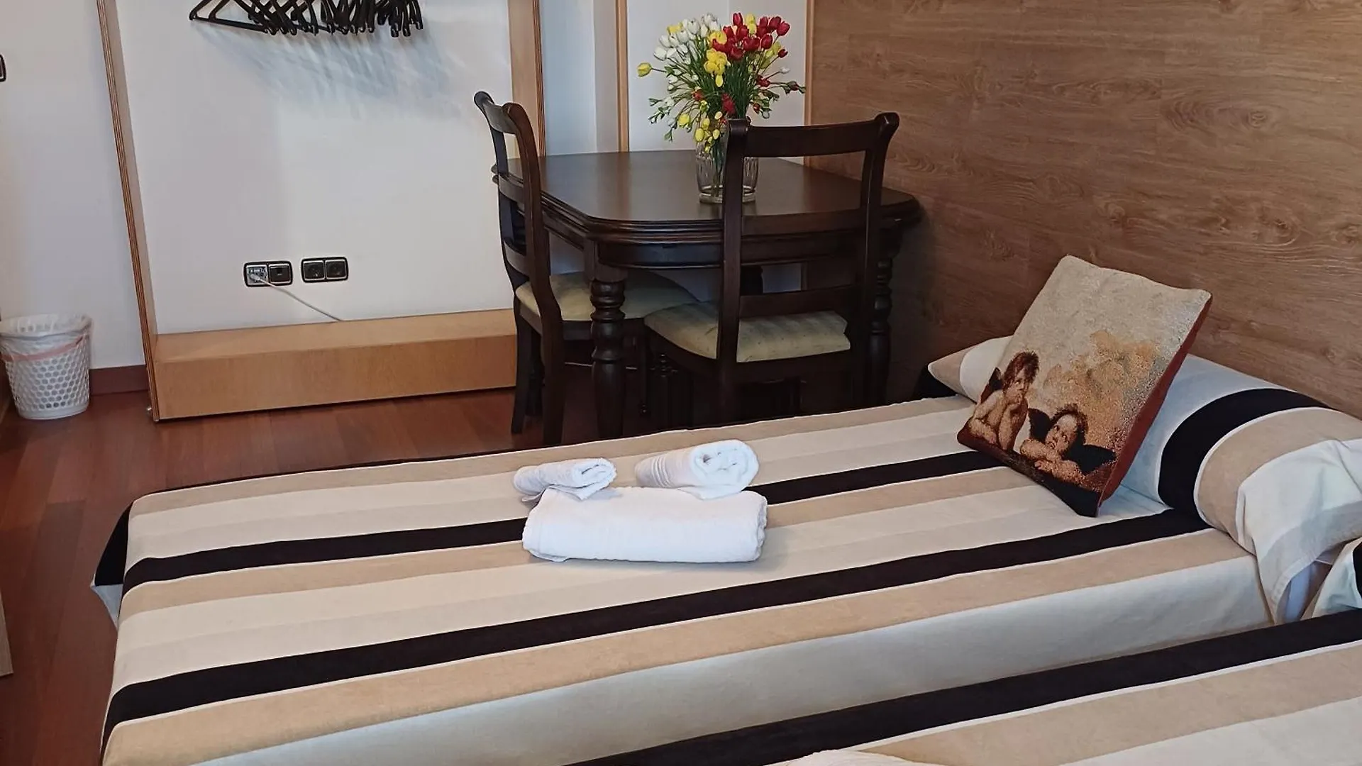 Piso Compartido Con Habitaciones Independientes Maracena Spain